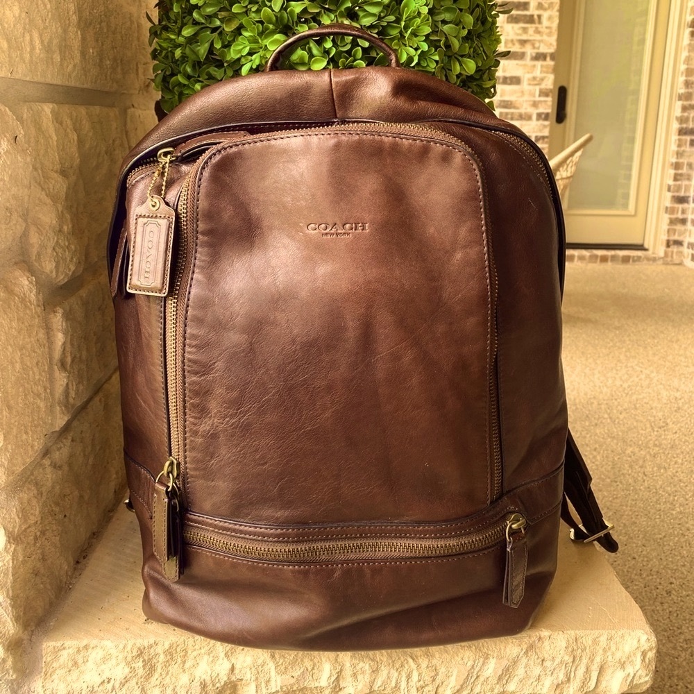 Coach Unisex All leather naturally  distressed backpack RARE 71399